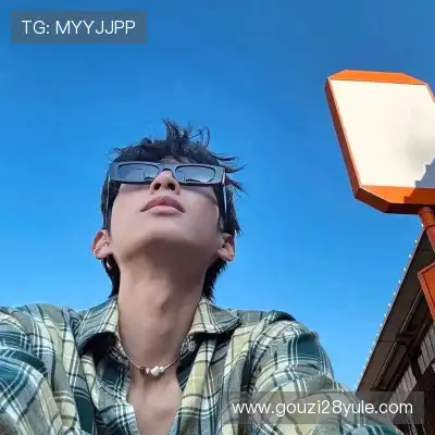 秦牧望